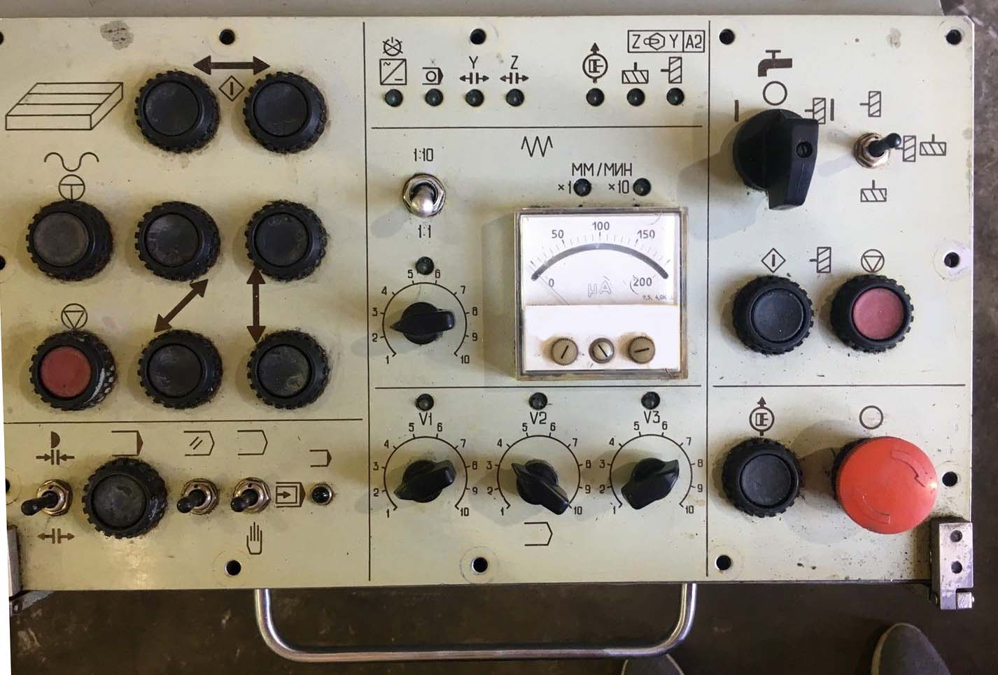 Загальний вигляд 6Д82ШФ20 cтанок широкоуніверсальний консольно-фрезерный